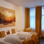 Hotel Karolinger - Self Check-in