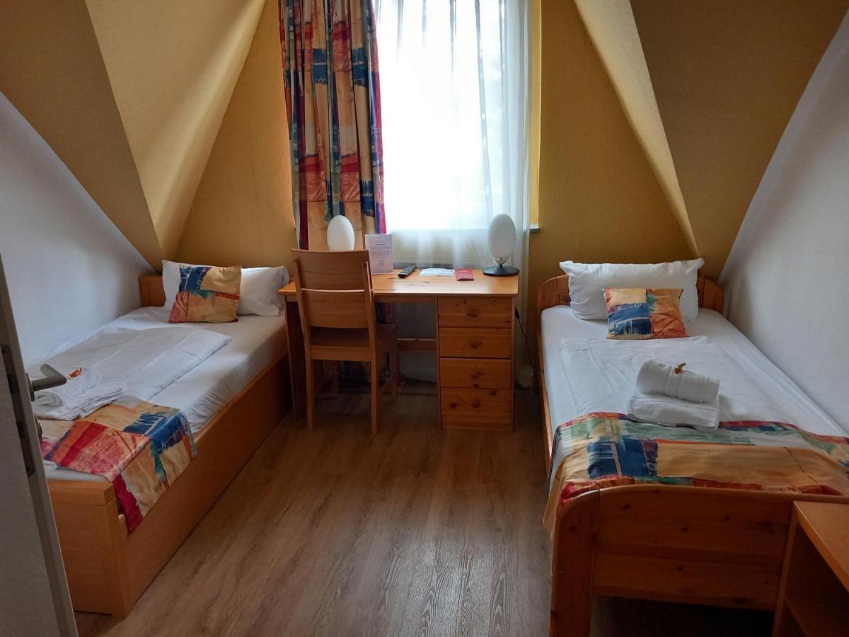 Hotel Karolinger - Self Check-in Düsseldorf