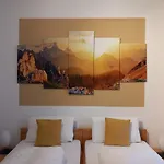 Hotel Karolinger - Self Check-In