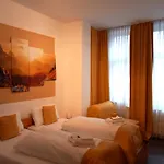 Hotel Karolinger - Self Check-In